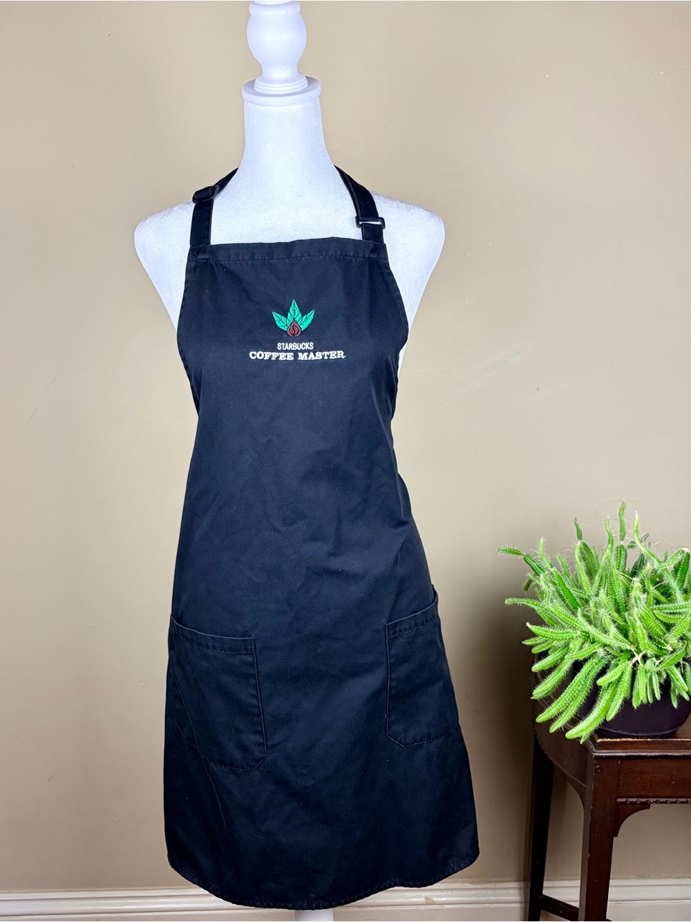 Vintage Starbucks Black Apron Coffee Master Bean Embroidered Old Leaf Logo 2007